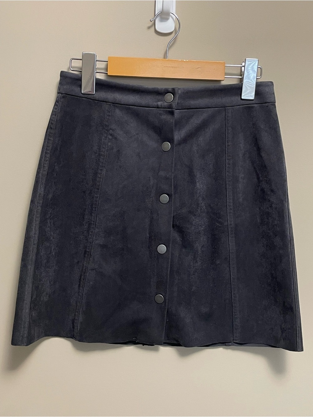 Wilfred Free Aritzia Centinela Faux Suede Mini Skirt Women Size 4